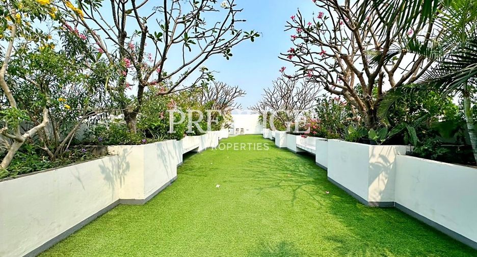 For sale 1 bed condo in Pratumnak, Pattaya