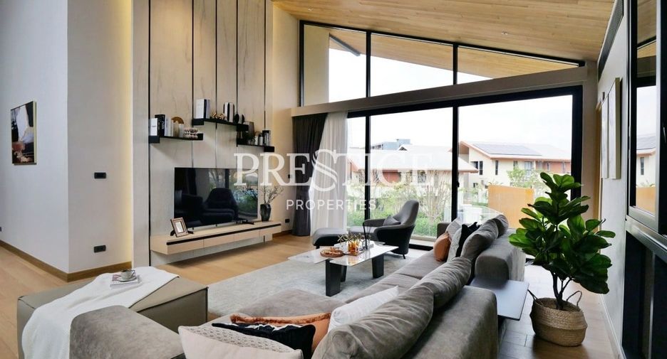 For sale 4 bedrooms house in Bang Lamung, Chonburi