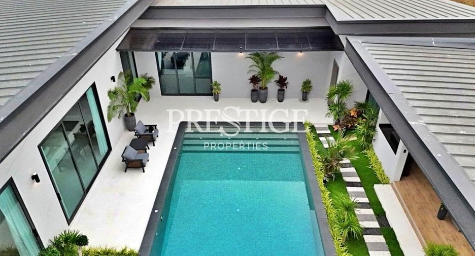 For sale 4 bedrooms house in Bang Lamung, Chonburi