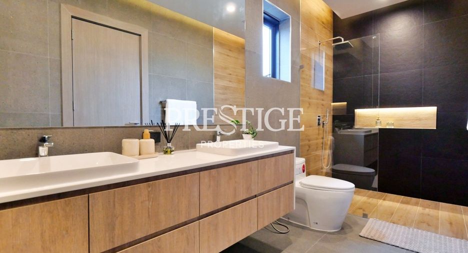 For sale 4 bedrooms house in Bang Lamung, Chonburi