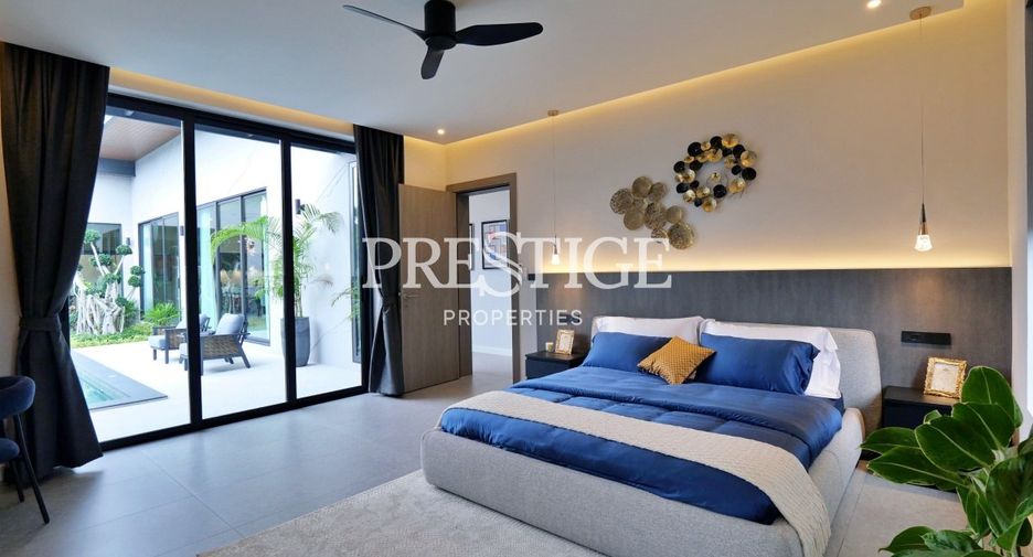 For sale 4 bedrooms house in Bang Lamung, Chonburi