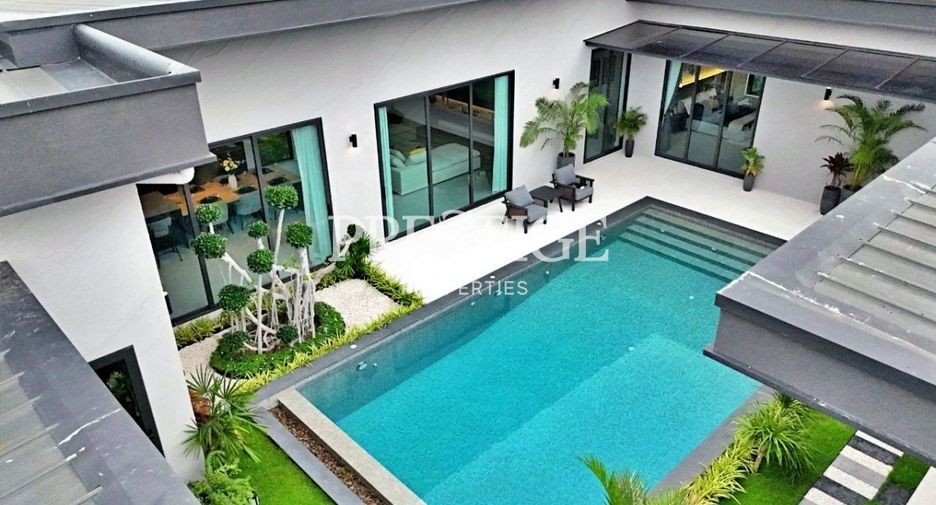 For sale 4 bedrooms house in Bang Lamung, Chonburi