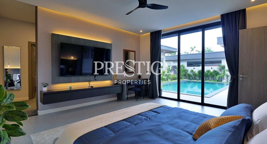 For sale 4 bedrooms house in Bang Lamung, Chonburi