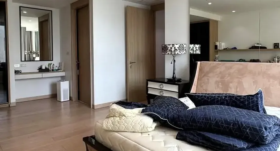 Condo en alquiler de 2 habitaciones en Sathon, Bangkok