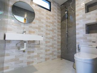 For sale 4 bed office in Huai Khwang, Bangkok