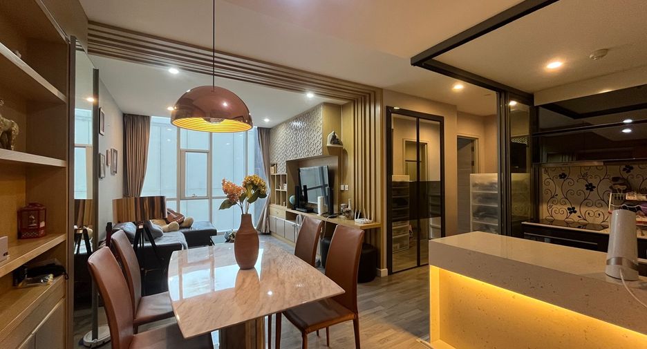 À vendre 2 chambres condo à Sathon, Bangkok