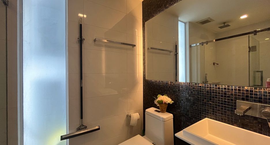 À vendre 2 chambres condo à Sathon, Bangkok