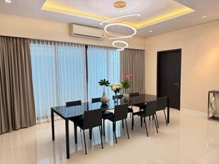 For rent 5 Beds townhouse in Lat Phrao, Bangkok
