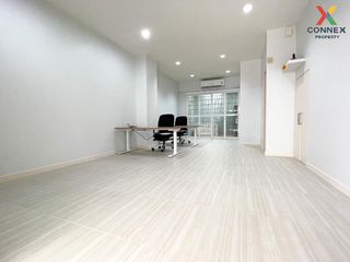 For sale 4 bed townhouse in Mueang Nonthaburi, Nonthaburi