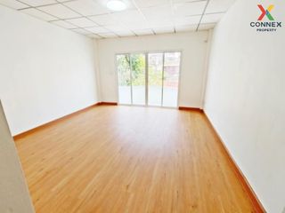 For sale 5 bed townhouse in Krathum Baen, Samut Sakhon