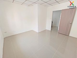 For sale 4 bed townhouse in Krathum Baen, Samut Sakhon