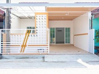 For sale 2 bed townhouse in Thanyaburi, Pathum Thani