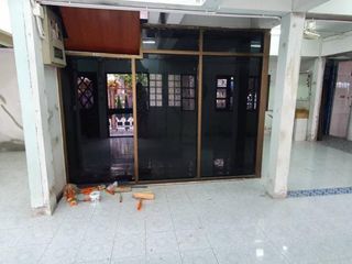 For sale 4 Beds house in Krathum Baen, Samut Sakhon