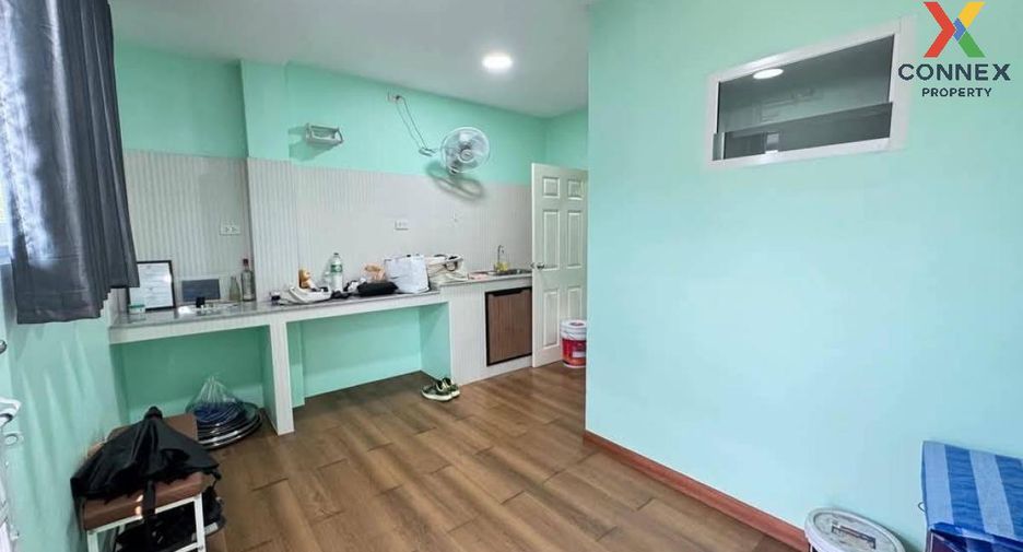 For sale 4 bed house in Sai Noi, Nonthaburi