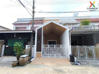 For sale 2 Beds townhouse in Lam Luk Ka, Pathum Thani