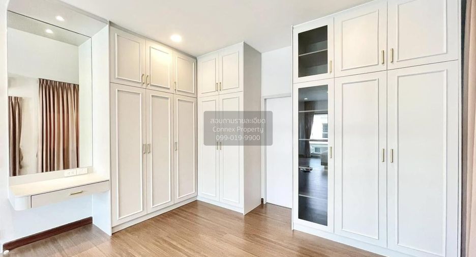 Haus zur Miete mit 5 Zimmer in Bang Phli, Samut Prakan