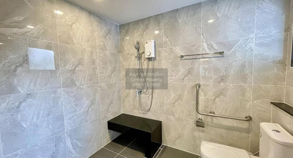 Haus zur Miete mit 5 Zimmer in Bang Phli, Samut Prakan