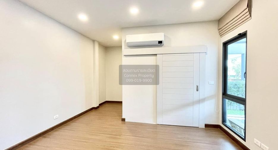 Haus zur Miete mit 5 Zimmer in Bang Phli, Samut Prakan