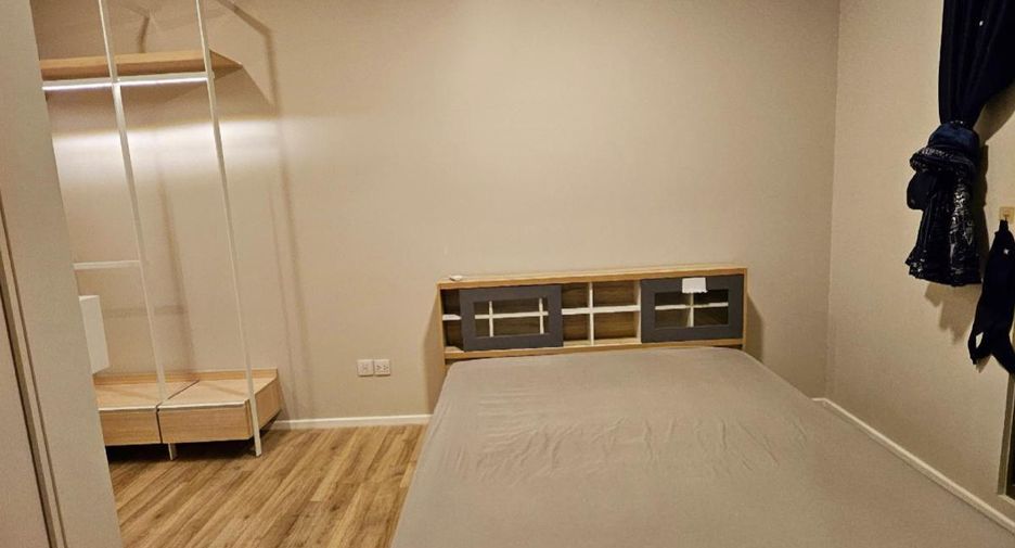 For rent 1 Beds condo in Bang Khun Thian, Bangkok