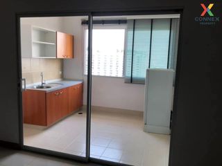 For rent 2 bed condo in Bangkok Yai, Bangkok