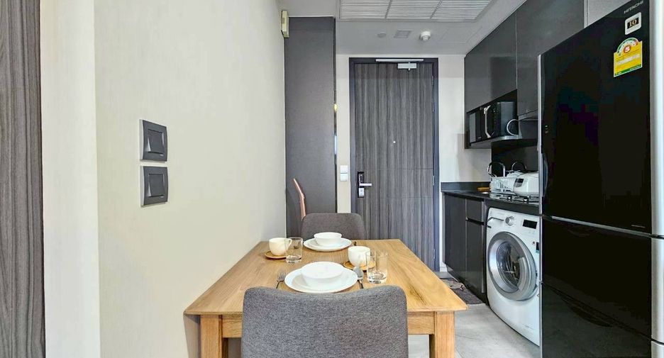Condo en alquiler de 1 habitaciones en Khlong Toei, Bangkok