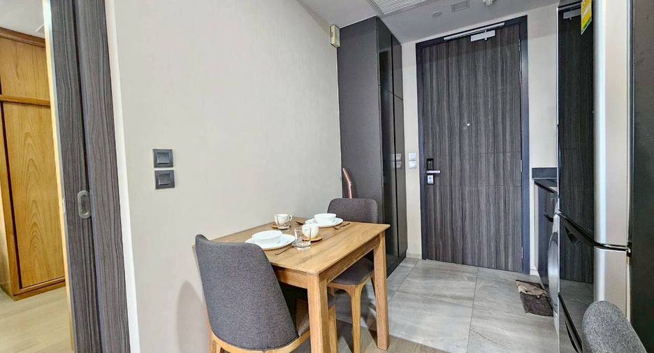 Condo en alquiler de 1 habitaciones en Khlong Toei, Bangkok