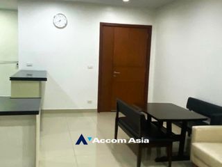 For sale 2 bed condo in Yan Nawa, Bangkok
