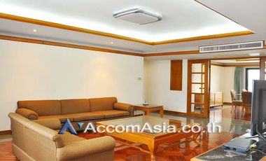 For rent 3 bed condo in Watthana, Bangkok