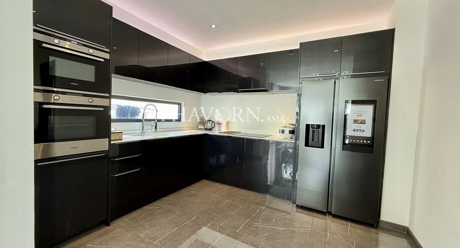 Casa en venta de 3 habitaciones en Bang Lamung, Chonburi