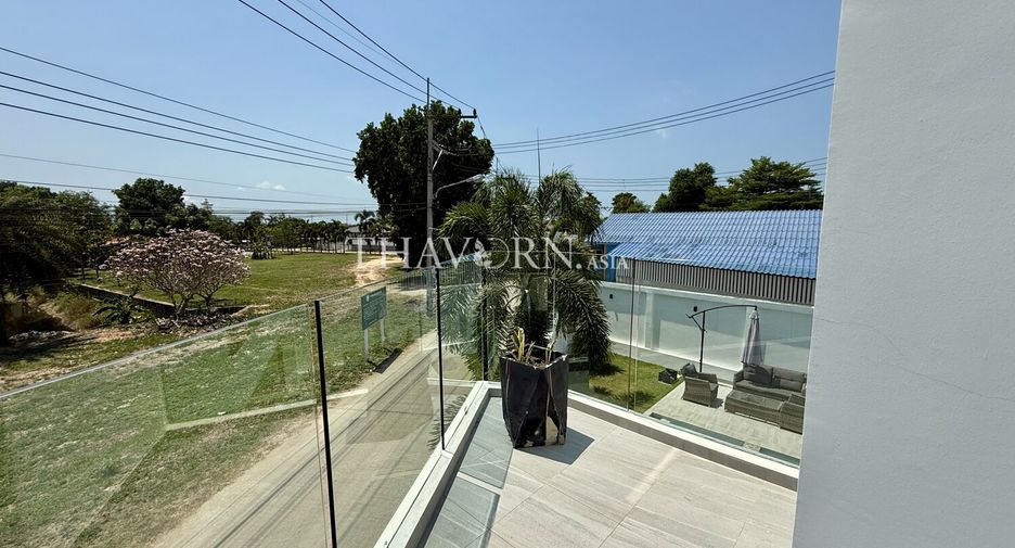 Casa en venta de 3 habitaciones en Bang Lamung, Chonburi