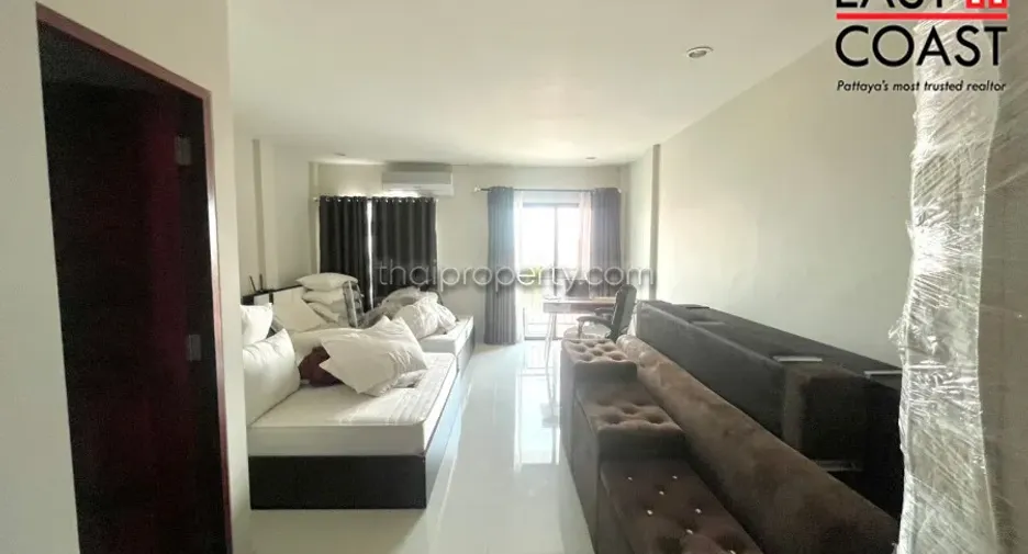 For rent and for sale 4 bedrooms house in Bang Lamung, Chonburi