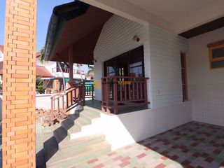 À louer et à vendre 4 chambres maison à Bang Lamung, Chonburi