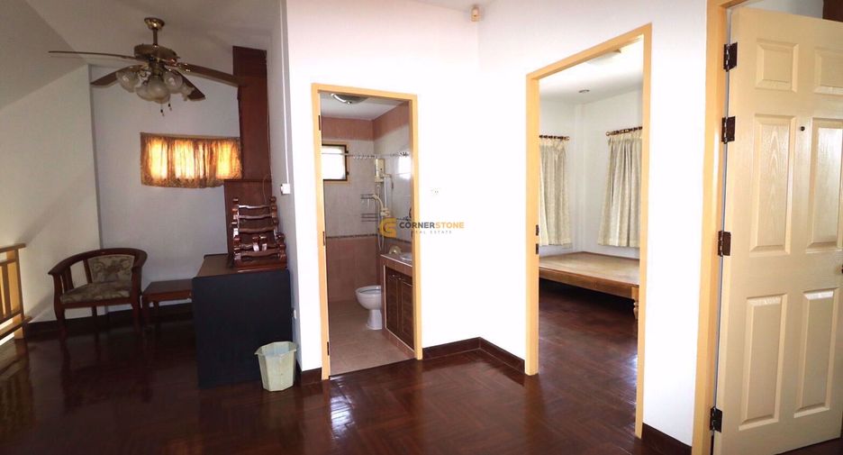 Casa en alquiler y en venta de 4 habitaciones en East Pattaya, Pattaya