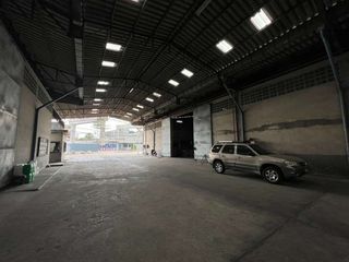 For rent warehouse in Pak Kret, Nonthaburi