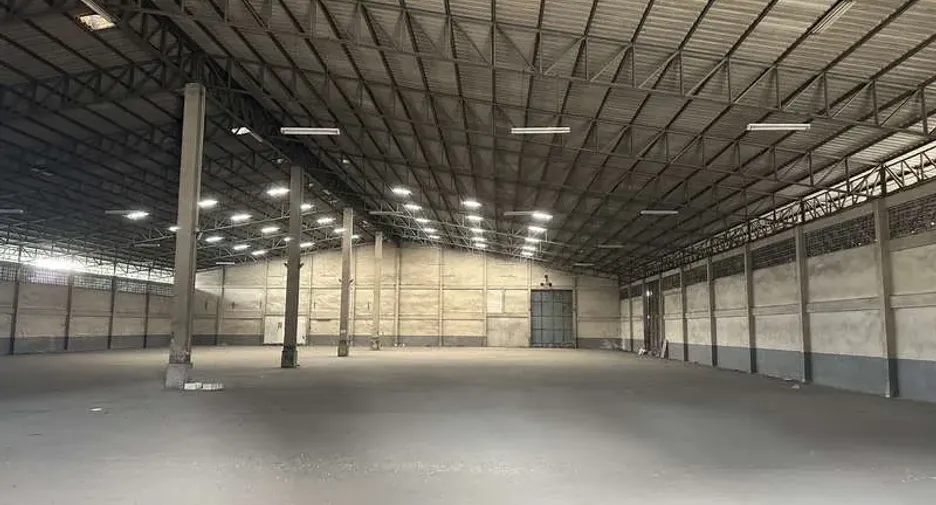 For rent warehouse in Pak Kret, Nonthaburi
