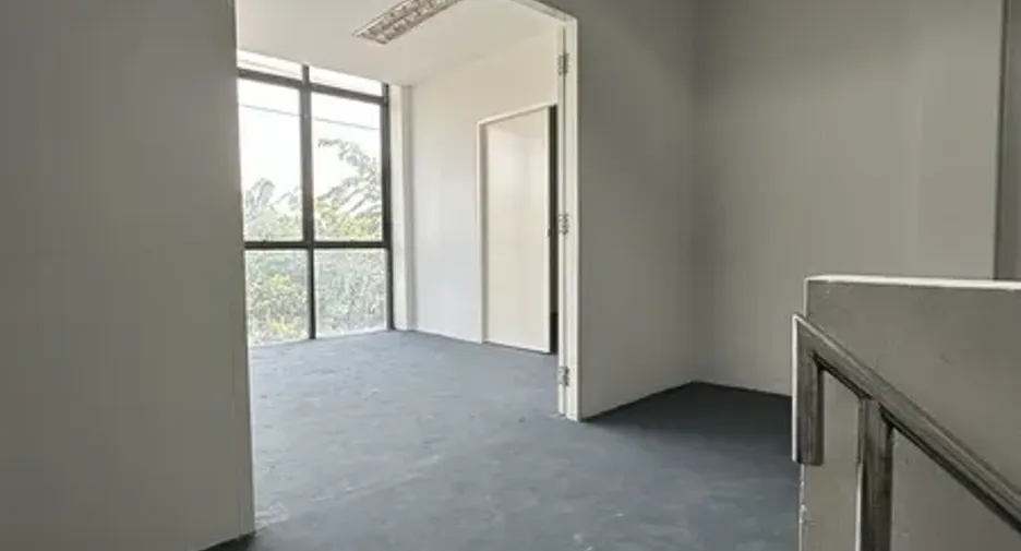 For rent retail Space in Phra Khanong, Bangkok
