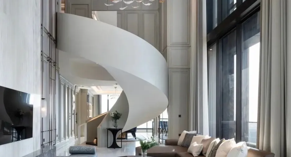 For sale 2 bed condo in Khlong Toei, Bangkok