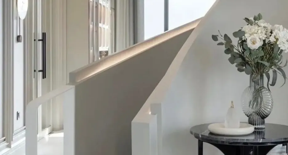 For sale 2 bed condo in Khlong Toei, Bangkok