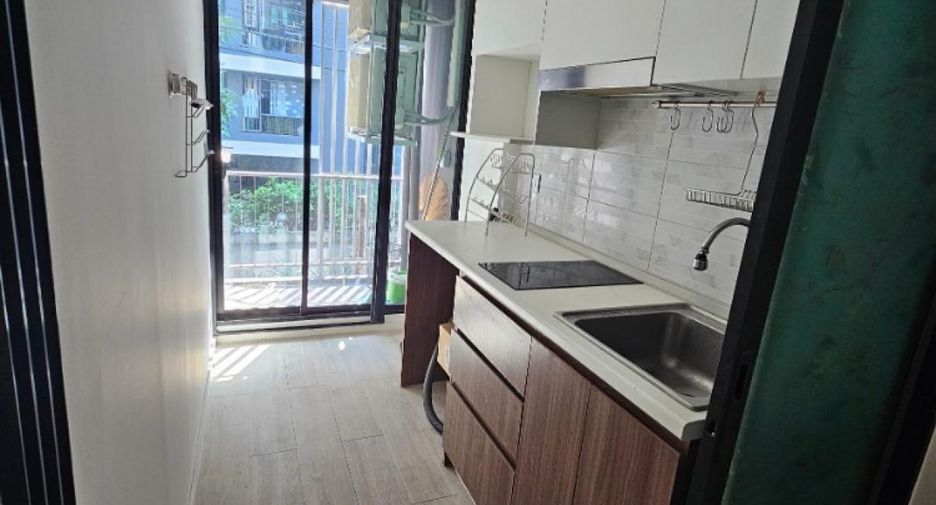 For sale 1 Beds condo in Lat Phrao, Bangkok