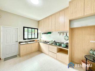 For rent and for sale 3 bedrooms house in Bang Lamung, Chonburi