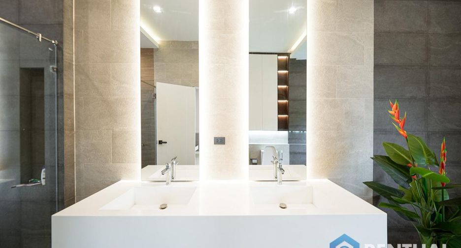 For sale 4 ベッドルーム house in East Pattaya, Pattaya