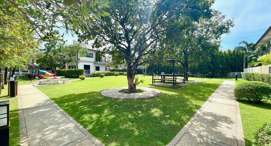 Haus zum Kauf mit 3 Zimmer in Bang Lamung, Chonburi
