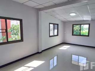 For sale 3 bed house in Ongkharak, Nakhon Nayok