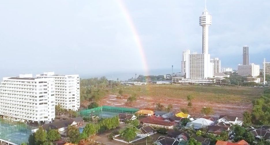 For sale studio condo in Pratumnak, Pattaya