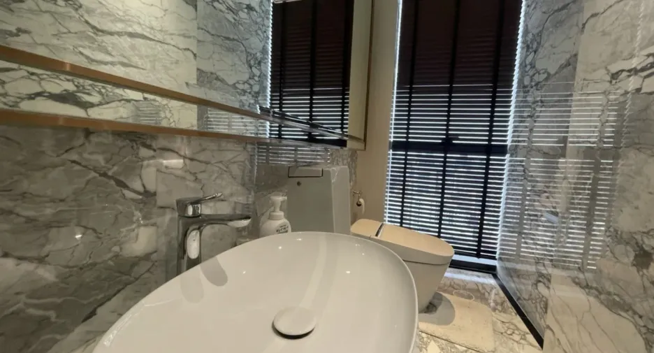 For sale 3 Beds condo in Watthana, Bangkok