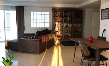 For rent 3 bed condo in Khlong Toei, Bangkok