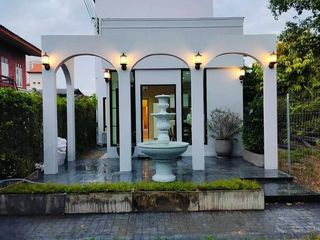 For sale 5 bed apartment in Mueang Chiang Mai, Chiang Mai