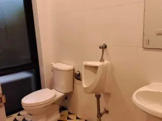 For sale 5 bed apartment in Mueang Chiang Mai, Chiang Mai