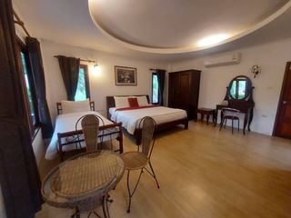 For sale 11 bed hotel in Pran Buri, Prachuap Khiri Khan