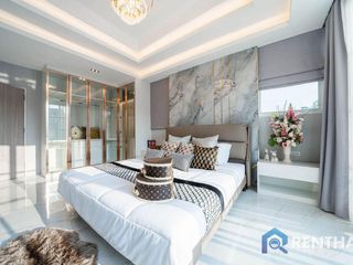 Casa en venta de 5 habitaciones en Bang Lamung, Chonburi